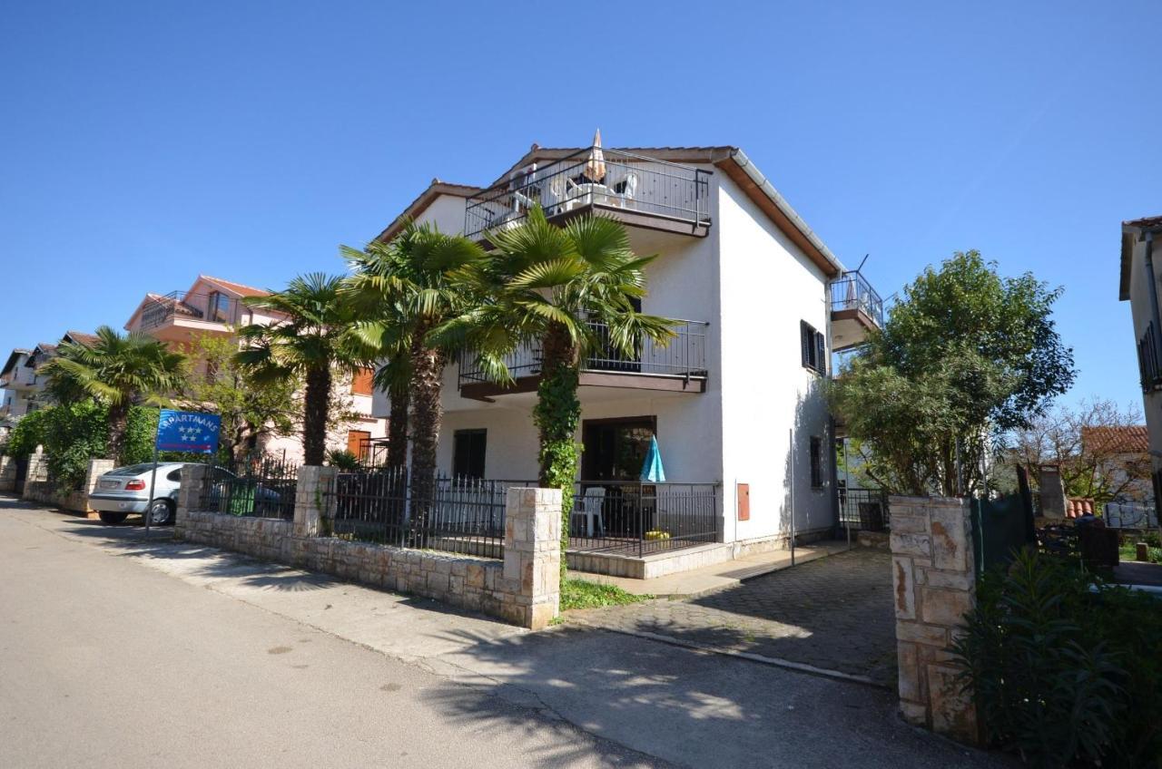 Apartments Ljiljana Novigrad Istria Exterior foto